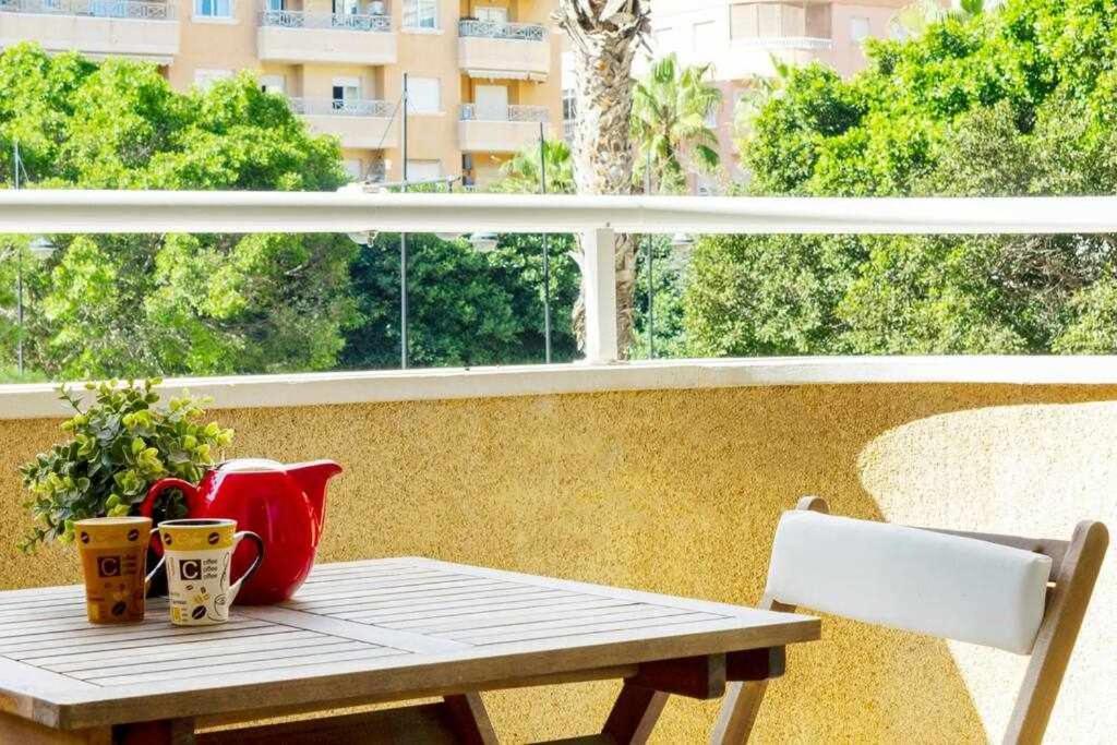 Apartamento Pink Sweet Home Torrevieja Exterior foto